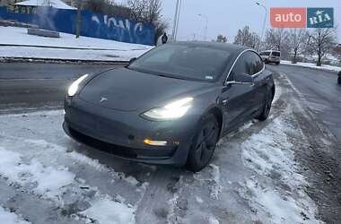 Седан Tesla Model 3 2018 в Харькове