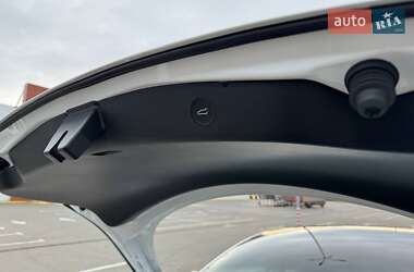 Седан Tesla Model 3 2023 в Одесі