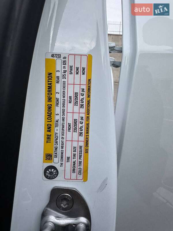 Седан Tesla Model 3 2023 в Одессе