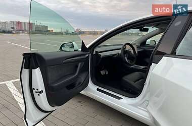 Седан Tesla Model 3 2023 в Одесі