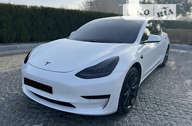 Седан Tesla Model 3 2020 в Кривому Розі