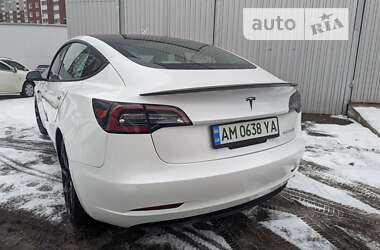 Внедорожник / Кроссовер Tesla Model 3 2020 в Киеве
