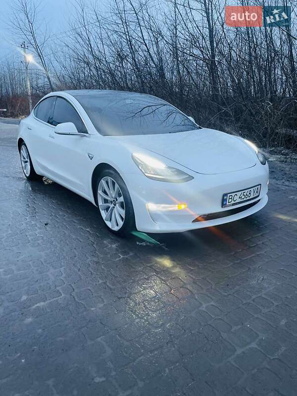 Tesla Model 3 2020 Tesla Model 3 2020