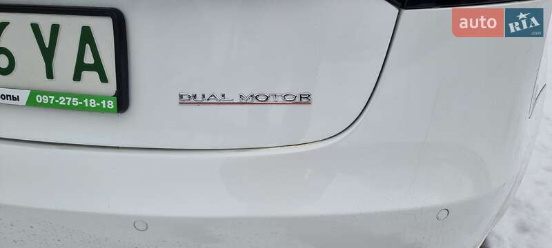 Седан Tesla Model 3 2019 в Києві
