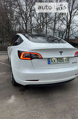 Седан Tesla Model 3 2022 в Києві