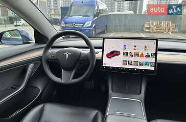Седан Tesla Model 3 2021 в Ивано-Франковске
