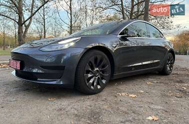 Седан Tesla Model 3 2019 в Николаеве