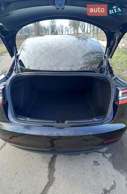 Седан Tesla Model 3 2018 в Днепре