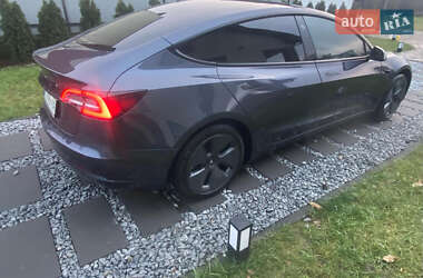 Седан Tesla Model 3 2021 в Ужгороде