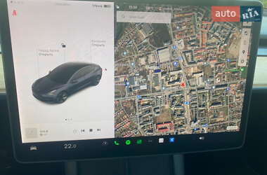 Седан Tesla Model 3 2021 в Ужгороде