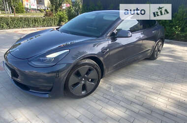 Седан Tesla Model 3 2021 в Ужгороде