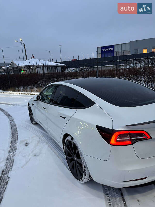 Седан Tesla Model 3 2020 в Києві фото 6 Седан Tesla Model 3 2020 в Києві