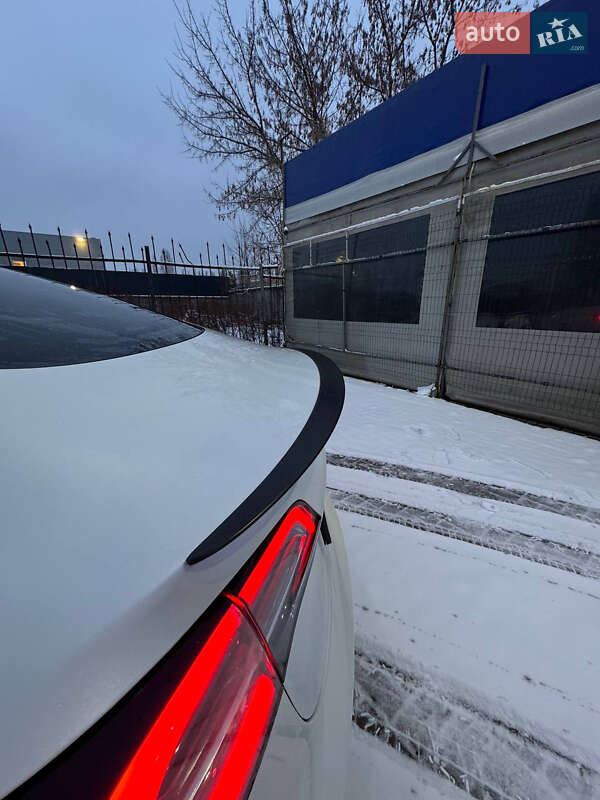 Седан Tesla Model 3 2020 в Києві фото 18 Седан Tesla Model 3 2020 в Києві