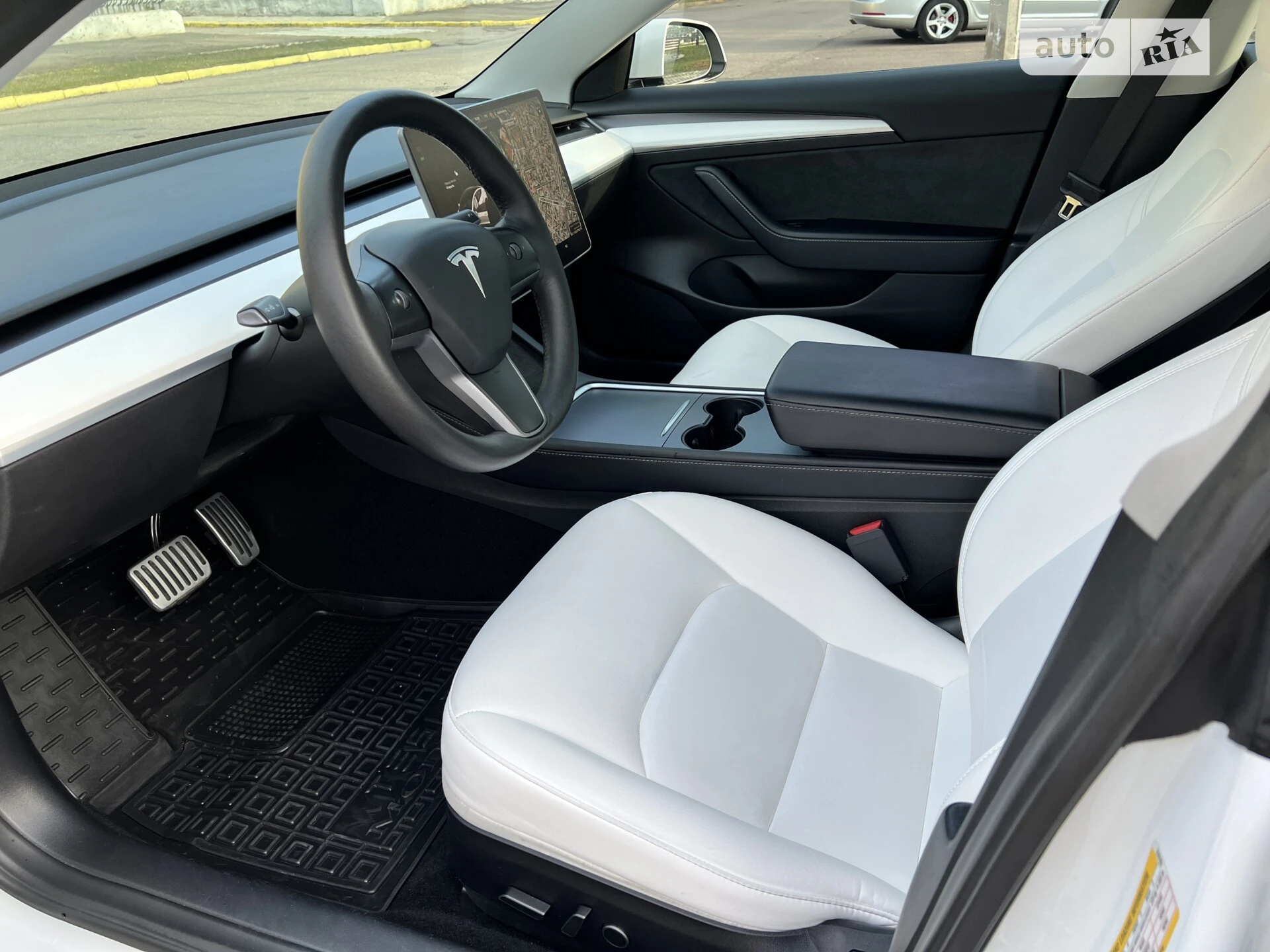 2022 Tesla Model 3 - мініатюра 15