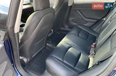 Седан Tesla Model 3 2022 в Кропивницькому