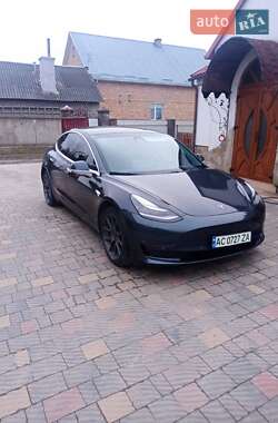Седан Tesla Model 3 2018 в 