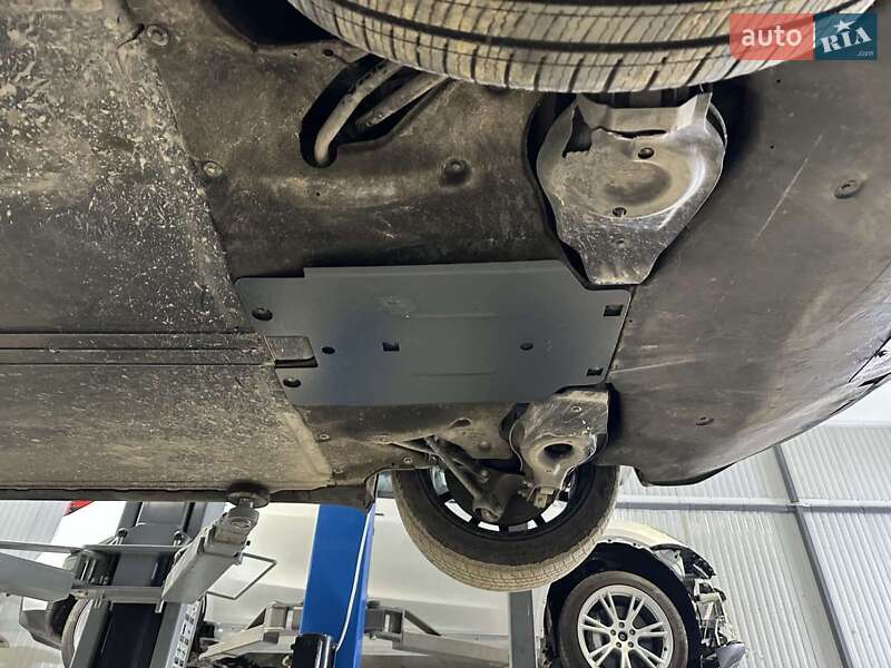Седан Tesla Model 3 2018 в Львові