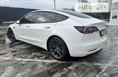 Седан Tesla Model 3 2022 в Харькове