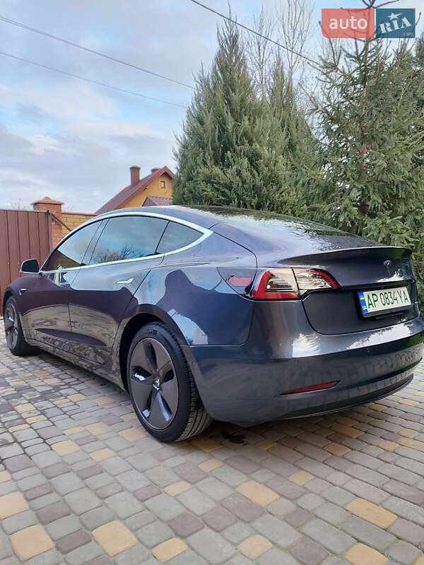 Седан Tesla Model 3 2019 в Запоріжжі