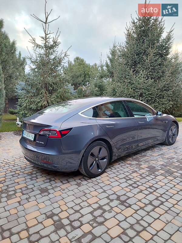 Седан Tesla Model 3 2019 в Запорожье
