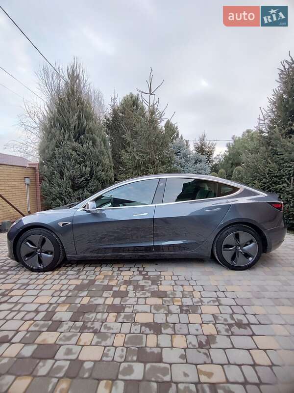 Седан Tesla Model 3 2019 в Запорожье
