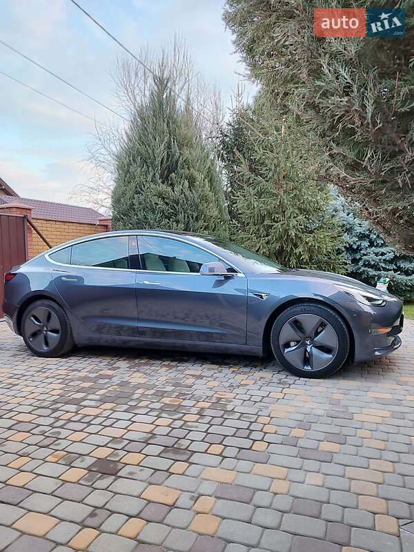 Седан Tesla Model 3 2019 в Запорожье
