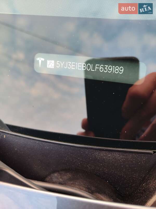 Седан Tesla Model 3 2019 в Запорожье