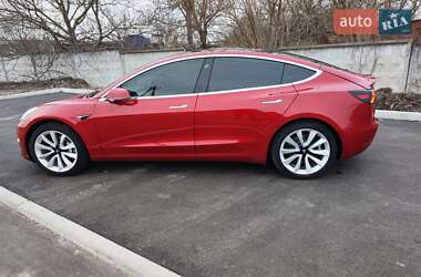 Седан Tesla Model 3 2018 в Борисполе