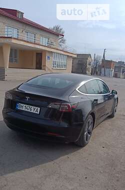 Седан Tesla Model 3 2019 в Одесі