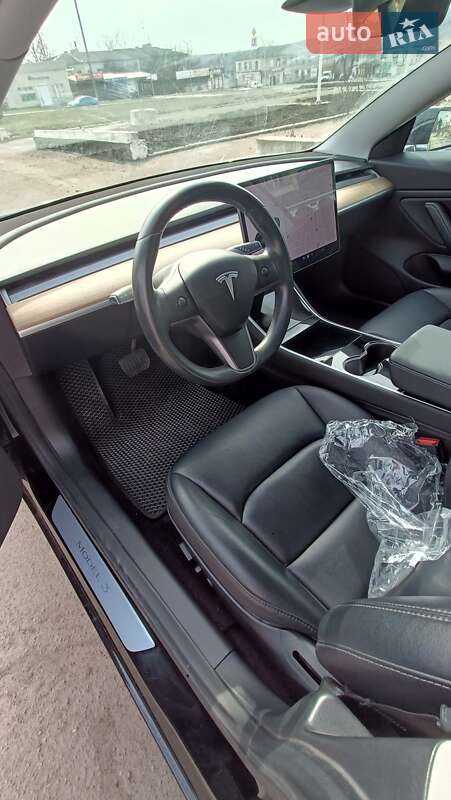 Седан Tesla Model 3 2019 в Одессе фото 23 Седан Tesla Model 3 2019 в Одессе