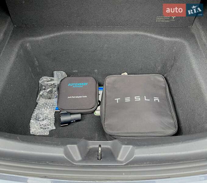 Седан Tesla Model 3 2018 в Києві фото 11 Седан Tesla Model 3 2018 в Києві