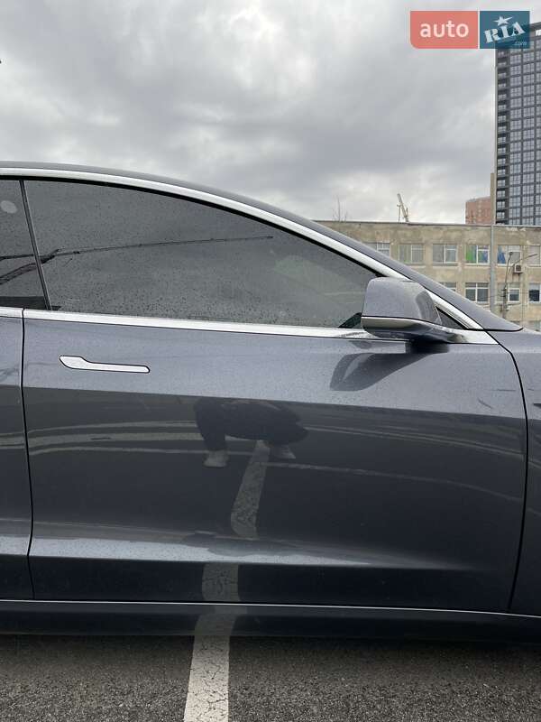 Седан Tesla Model 3 2018 в Києві фото 21 Седан Tesla Model 3 2018 в Києві