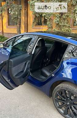 Седан Tesla Model 3 2019 в Полтаві