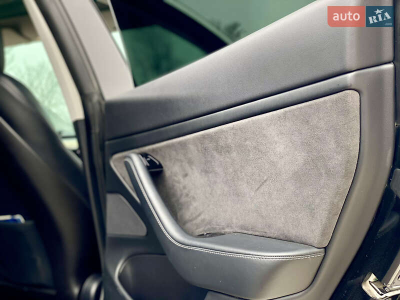 Седан Tesla Model 3 2020 в Хмельницком фото 14 Седан Tesla Model 3 2020 в Хмельницком