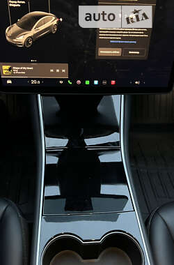 Седан Tesla Model 3 2018 в 