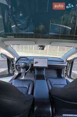 Седан Tesla Model 3 2018 в 