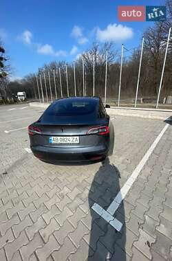 Седан Tesla Model 3 2018 в Виннице