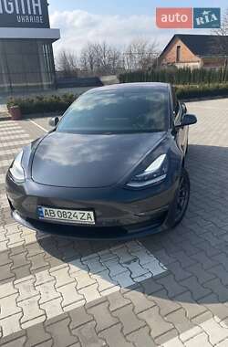 Седан Tesla Model 3 2018 в 