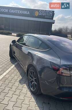 Седан Tesla Model 3 2018 в Виннице