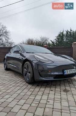Седан Tesla Model 3 2019 в Черновцах