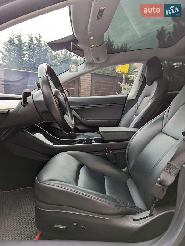 Седан Tesla Model 3 2019 в Чернівцях фото 20 Седан Tesla Model 3 2019 в Чернівцях