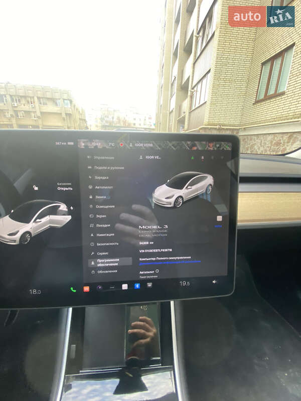 Седан Tesla Model 3 2019 в Тернополі