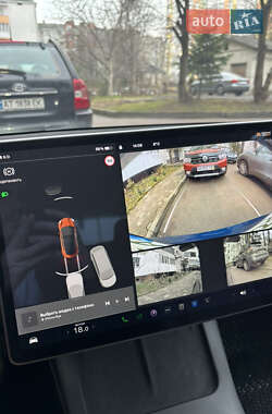 Седан Tesla Model 3 2021 в Ивано-Франковске