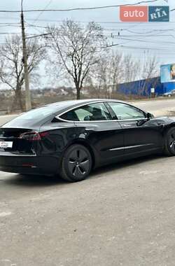 Седан Tesla Model 3 2019 в Сумах