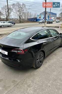 Седан Tesla Model 3 2019 в Сумах