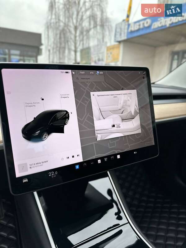Седан Tesla Model 3 2019 в Сумах