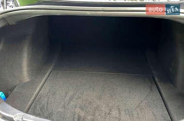 Седан Tesla Model 3 2020 в Львове