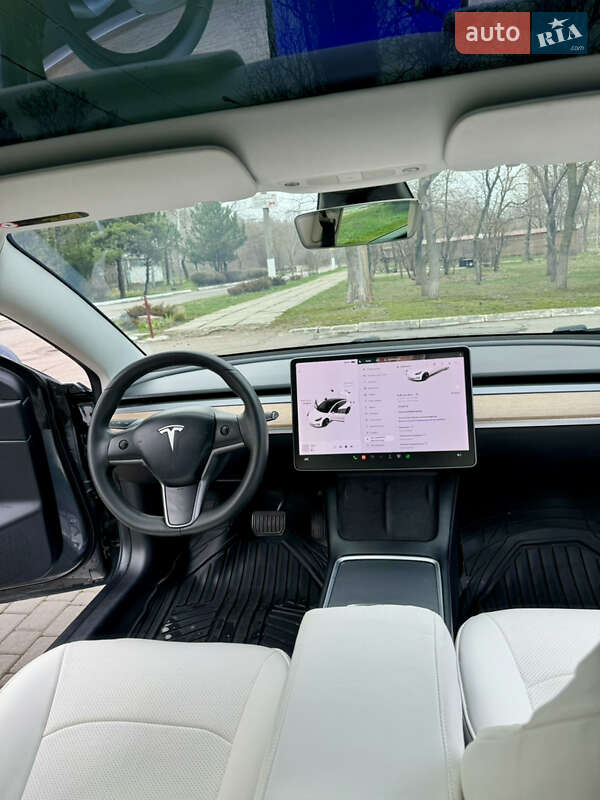 Седан Tesla Model 3 2019 в Одесі фото 55 Седан Tesla Model 3 2019 в Одесі