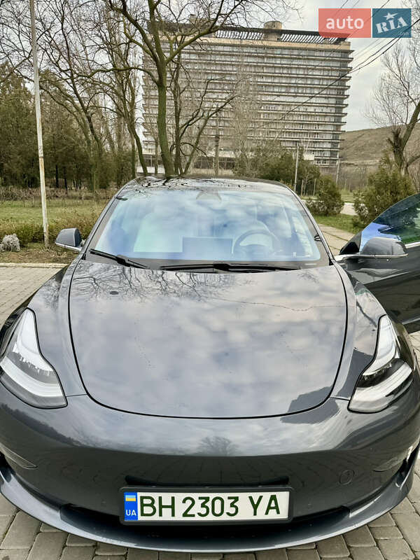 Седан Tesla Model 3 2019 в Одесі фото 38 Седан Tesla Model 3 2019 в Одесі