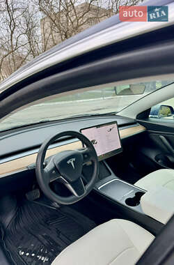 Седан Tesla Model 3 2019 в Одесі фото 56 Седан Tesla Model 3 2019 в Одесі